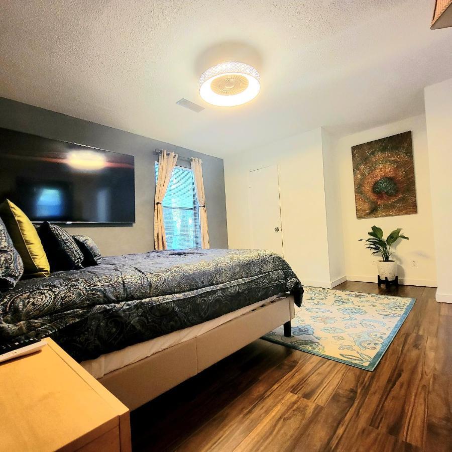 Villa Hi-Tek-Duplex A-Two 75In 4K Led Charleston Esterno foto