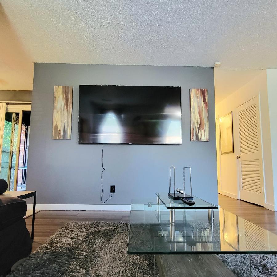 Villa Hi-Tek-Duplex A-Two 75In 4K Led Charleston Esterno foto